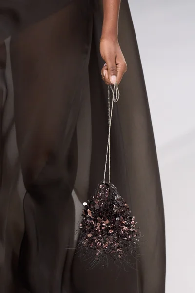 Look 11